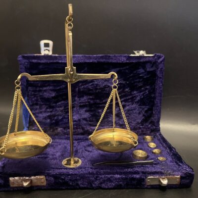 Balanță pentru metale prețioase